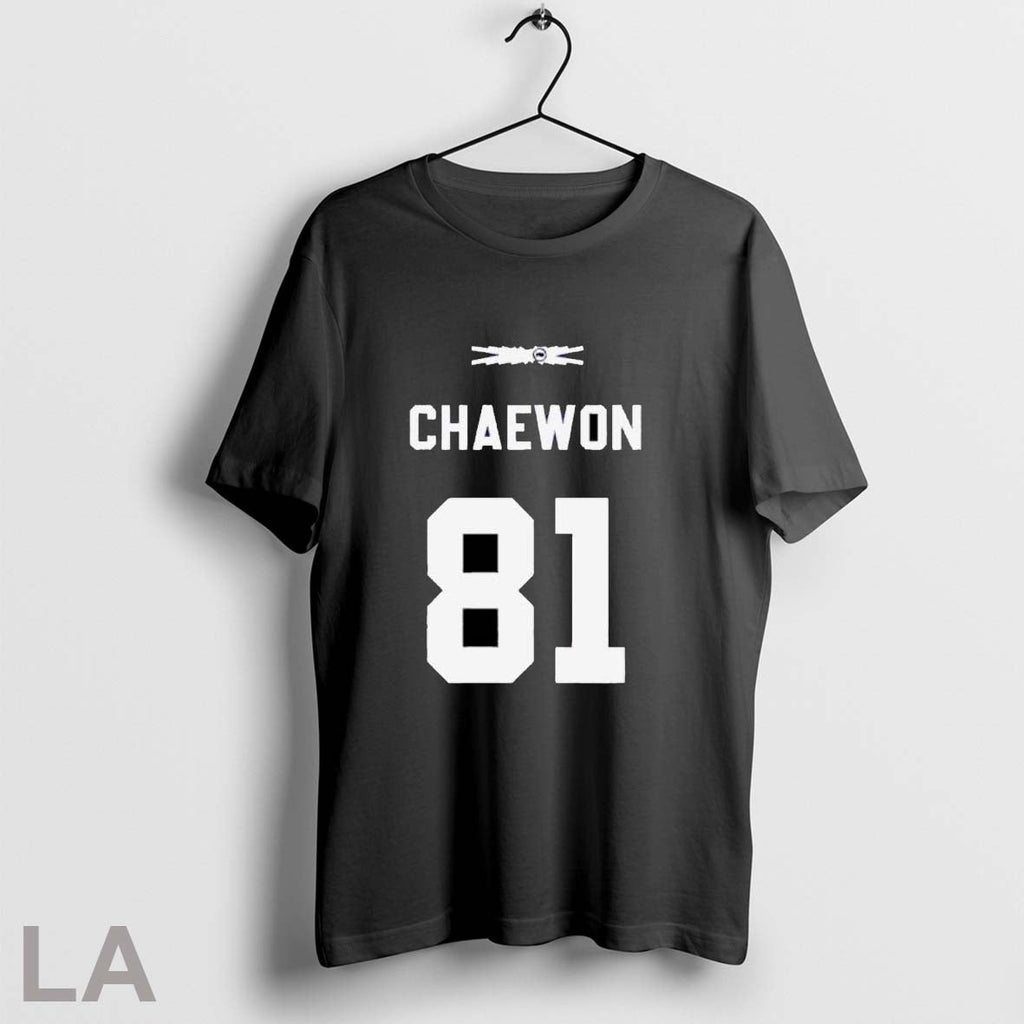 Original New York Yankees Le Sserafim Chaewon 81 Tour 2025 T Shirt Unisex