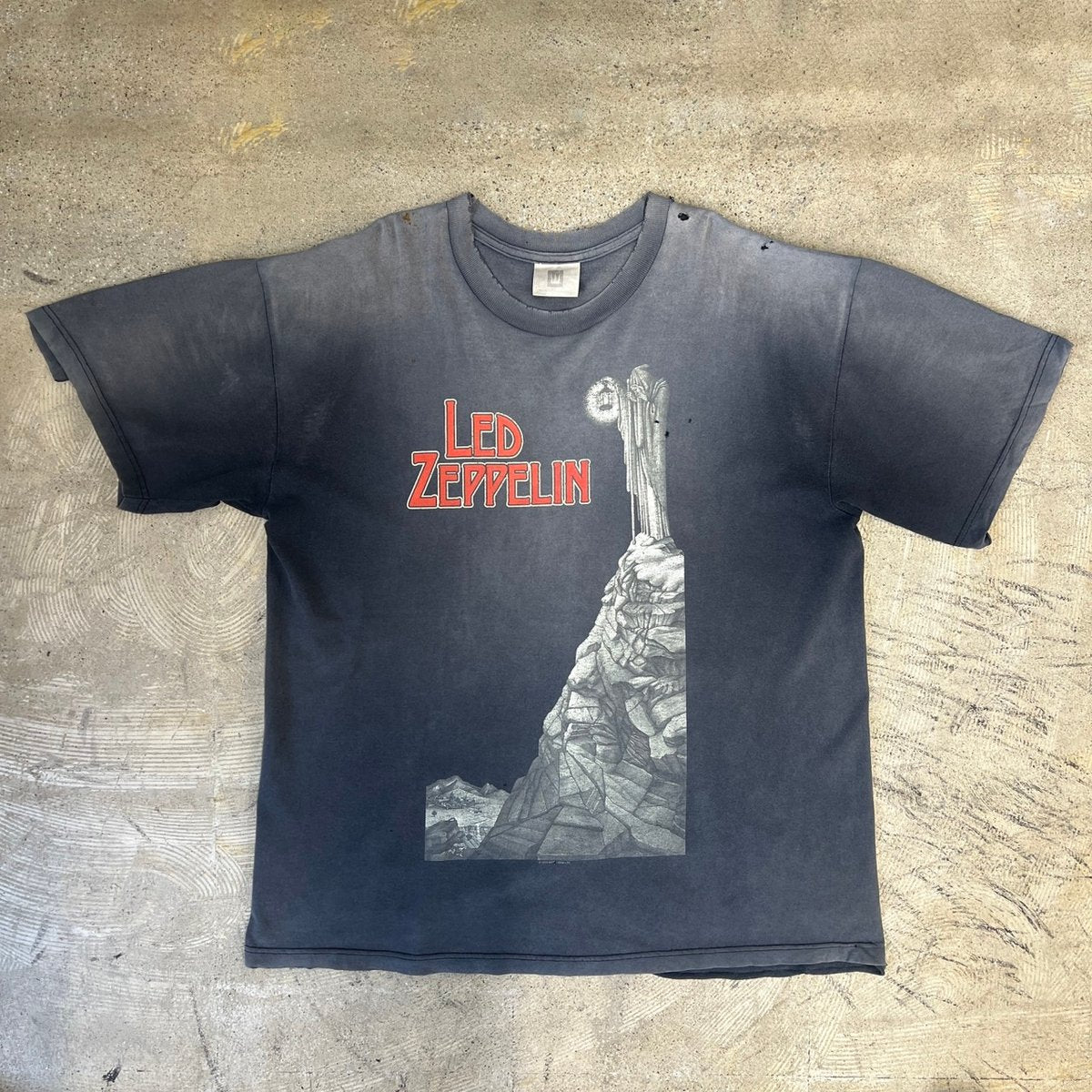 LED ZEPPELIN 1999 HERMIT WINTERLAND FITS XL 4117