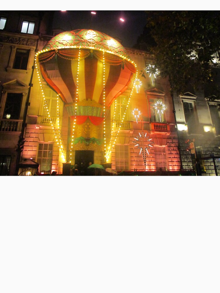 Balloon Christmas Light by GooglyEyes-