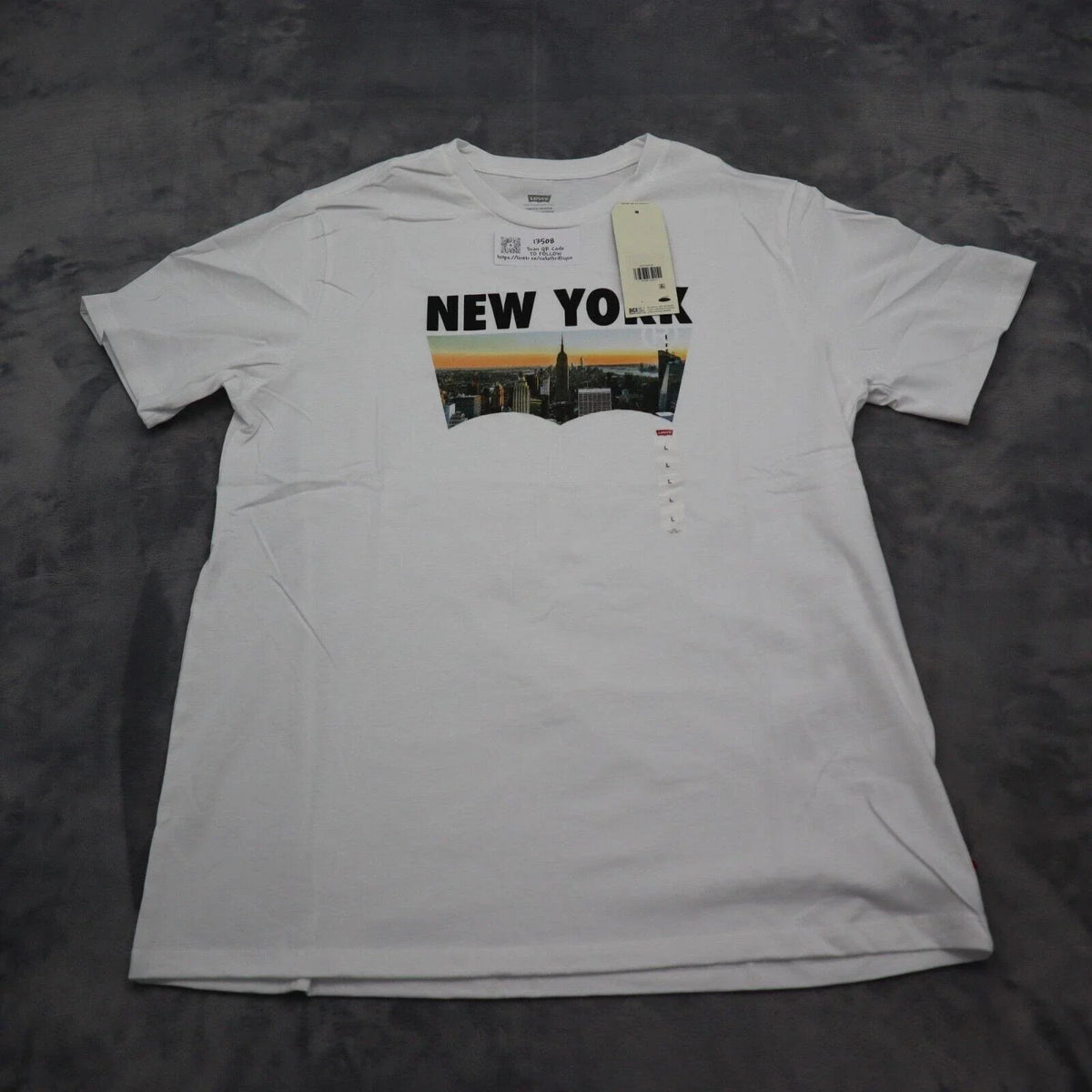 Levi Strauss Shirt Mens L White Short Sleeve Crew Neck Graphic Print Cotton Knit Unisex