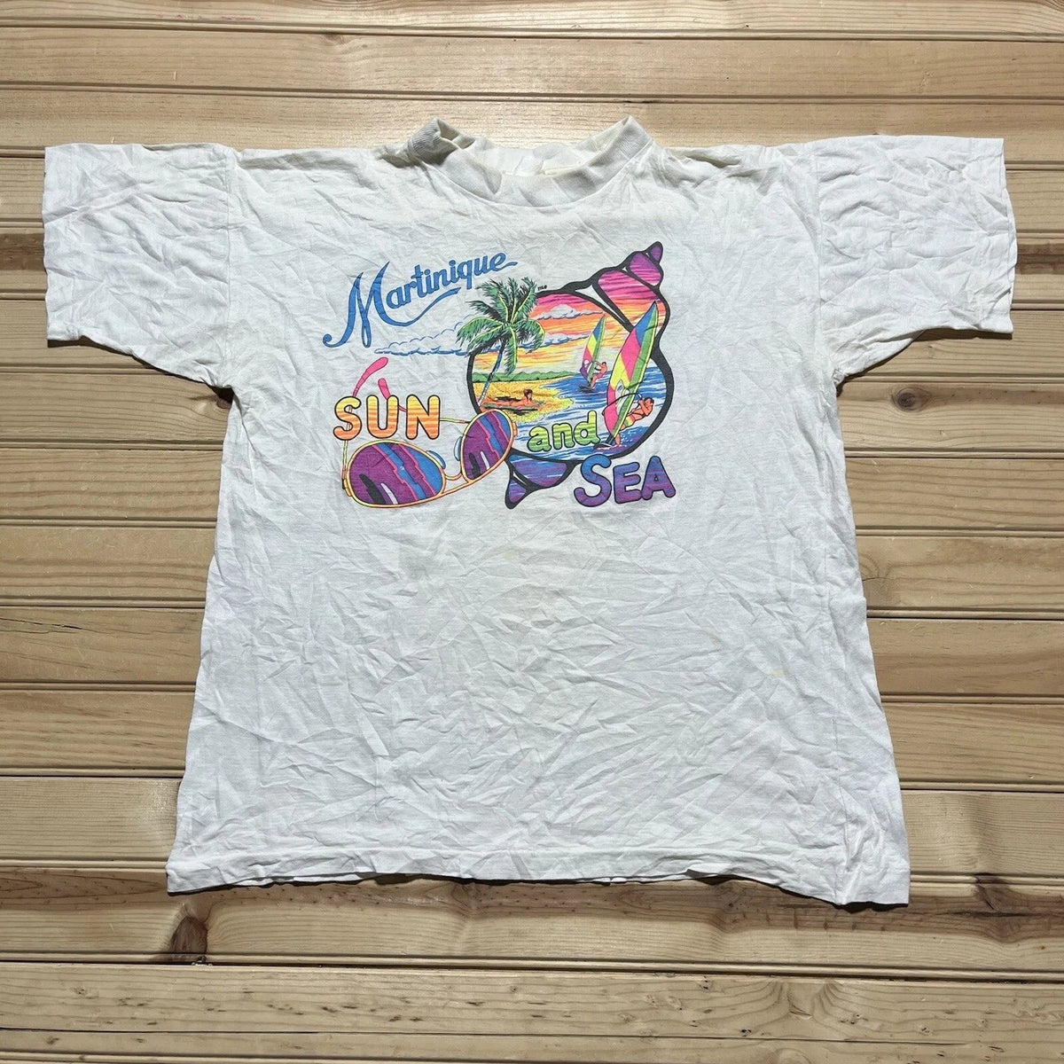 Vintage 80s Martinique Sunset Sailing Seashells Beach Destination Shirt Size M Unisex