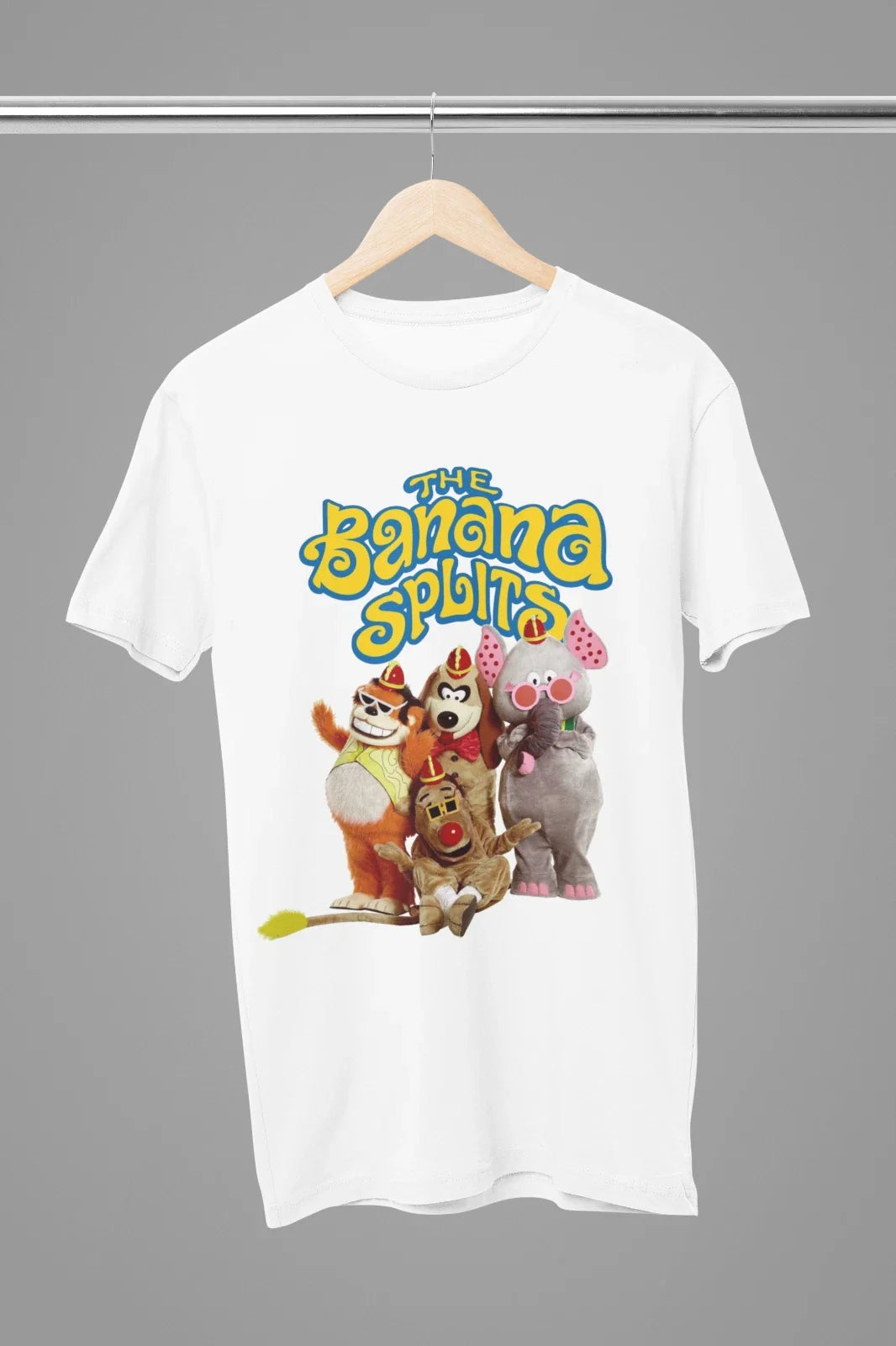 The Banana Splits TV Show Poster T- Shirt Unisex