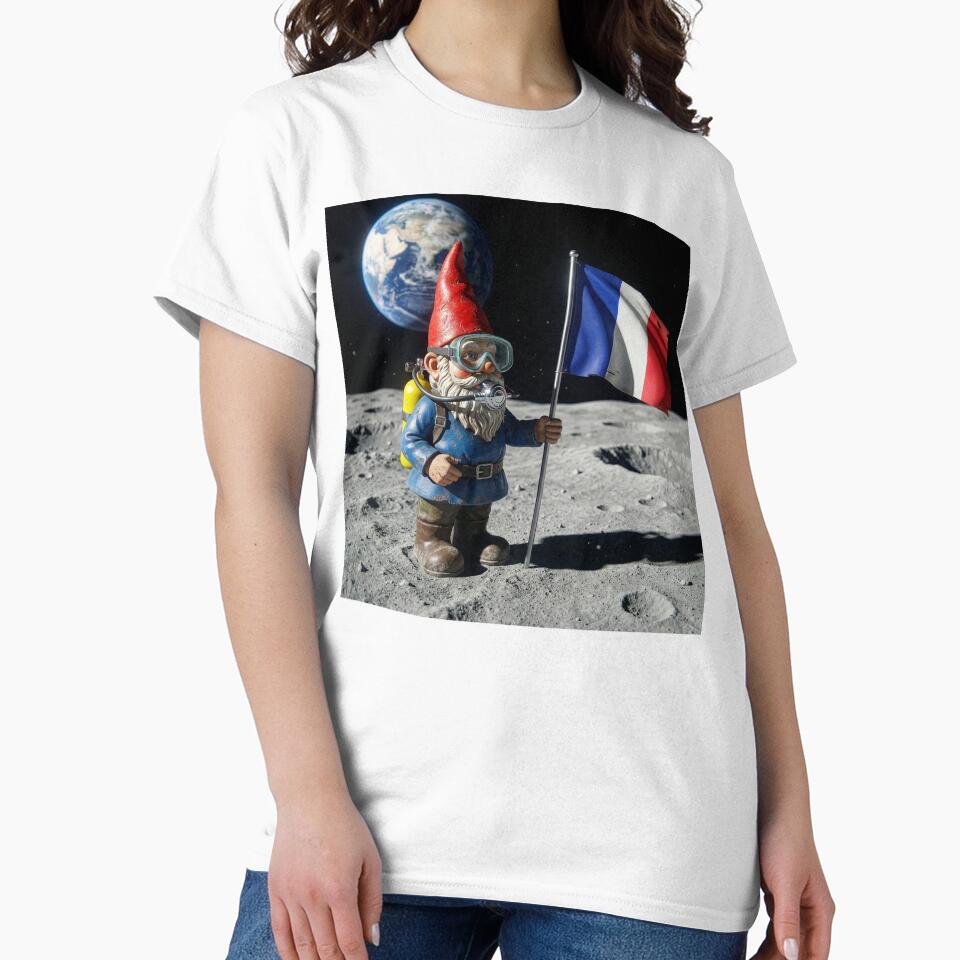 Garden Gnome Claims Moon for France by Tridentulus