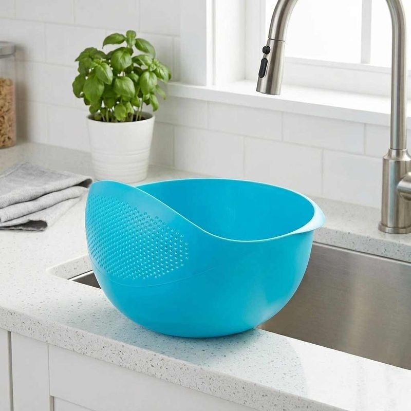 Kitchen Bowl with Colander – Wash and Drain
